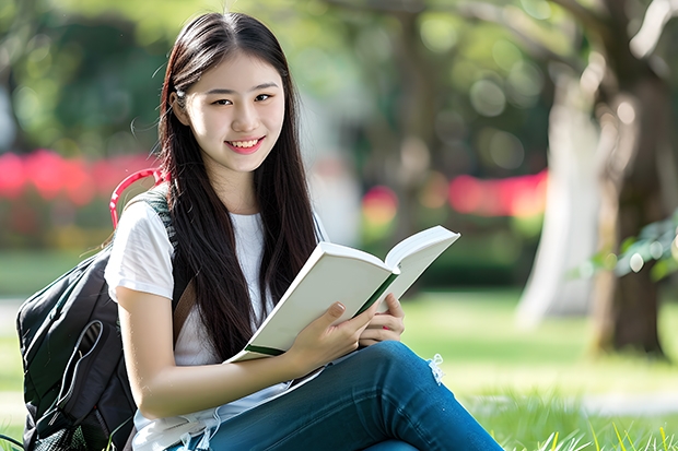 贵阳市中华职业学校和济南传媒学校哪个好 对比